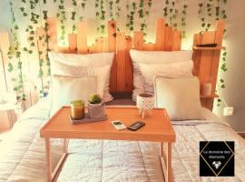 Fraisier, hotel artres - valenciennes，位于Quérénaing的酒店