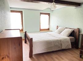 Chambre double à louer，位于Kirrberg的酒店