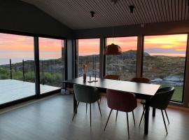 Great cottage with unique views and high standard，位于Tørhogg的酒店