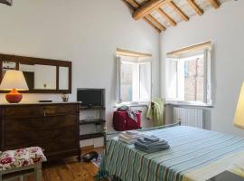 三瓦林提诺住宿加早餐旅馆，位于奥西莫的酒店