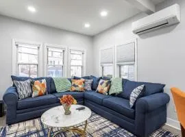 Modern Escape 3BR Apt with Parking