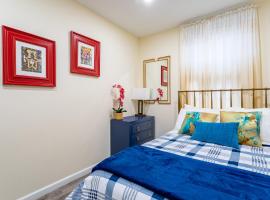 Luxe Retreat 2 Bedroom Hideaway Minutes from NYC，位于新罗谢尔的酒店