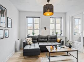 Gorgeous Home In Rudkøbing With Wifi，位于鲁德克丙的酒店