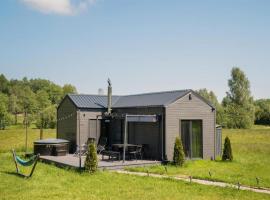Stunning Home In Poleczyno With Jacuzzi，位于Połęczyno的酒店