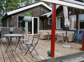 Nice Home In Muskö With Wifi，位于Muskö的酒店