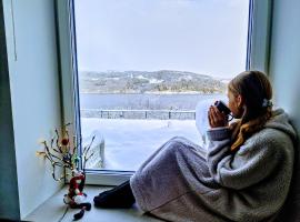 Bergen sunrise Apartment - self check in - Free Parking，位于卑尔根的酒店