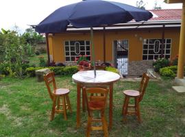 Casa campestre con piscina natural，位于Chipaque的酒店