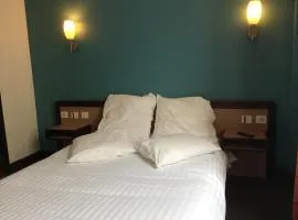 德拉普拉斯酒店