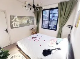 探寻成都风味 春熙店 熊猫爬墙