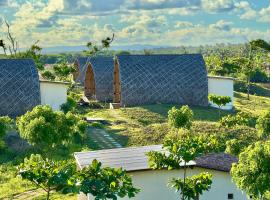 MareCoves Resort & Glamping，位于Cilangkahan的酒店