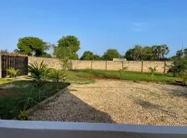 Cozy 2Bdrm Chill out Villa with Private Yard