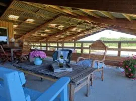 Equi-Lodge