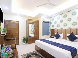 Hotel Vijaydeep Place Near Delhi Airport，位于新德里Mahipalpur的酒店