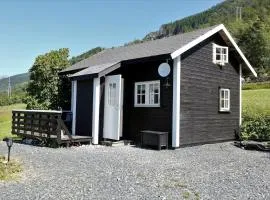 Cabin "Rasberry" in beautiful Hardanger