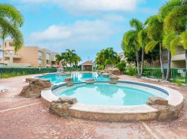 Close to Combate beach, el poblado and restaurants，位于Pole Ojea的酒店