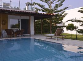 Cozy & comfortable house by the sea，位于基内塔的酒店