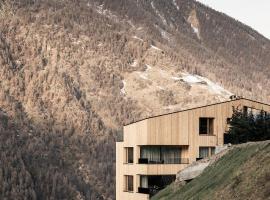 apartments arduus - high living，位于纳图尔诺的酒店