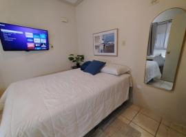Habitación Privada No 2 Residencial Villa de las Hadas Zona Sur