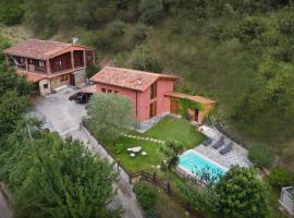 La Finca Roja exclusive，位于波特斯的酒店