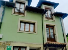 Apartamentos casa rural La Quintana Inguanzo Arenas de Cabrales，位于Inguanzo的酒店