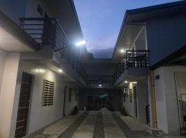 restfull transients inn，位于San Narciso的公寓式酒店