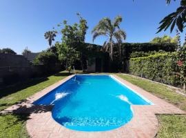 El Descanso，位于富内斯的酒店