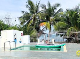 GAO Deluxe Beachfront Pool House，位于Ban Phala的酒店