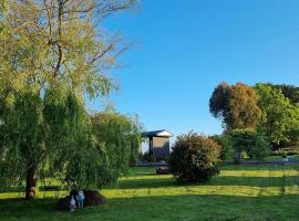 Farmstay，位于Elingamite North的酒店