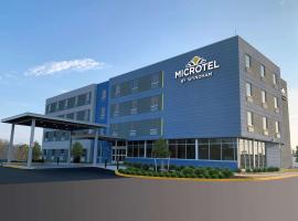 Microtel Inn & Suites by Wyndham Rehoboth Beach，位于柏斯海滩的酒店