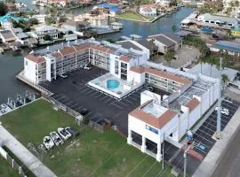 WindWater Hotel and Marina