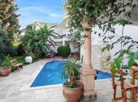 Elegant villa in Hammamet with year-round private pool