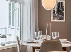 4 bedroom Penthouse Appartment, Right On The Mainstreet，位于康斯博的带停车场的酒店