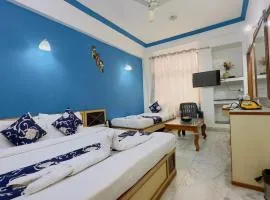 Hotel Indore Palace - Guest Centric Hotel