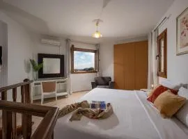 Rocca a Mare Maisonette II