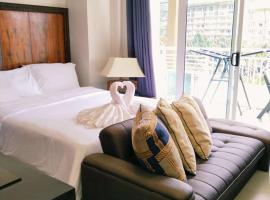 Pico de Loro Beach and Country Club，位于Cutad的酒店