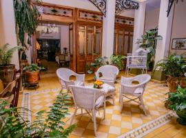 Grand Casa Naranjos, Hospedaje Alteño，位于特帕蒂特兰的酒店