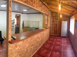 Cabaña Castro, Quilquico，位于Quilquico的酒店