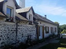 Gîte de France à Bonnefond 3 épis - Gîte de France 6 personnes MAE-9754