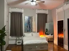 Chic 1-bedroom in Vibrant Central Columbus OH