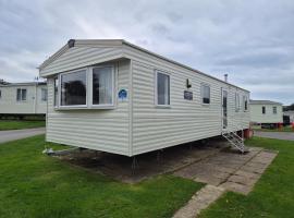 Caravan Weymouth Bay，位于韦茅斯的豪华帐篷营地