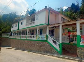 Hotel Emmanuel，位于Pamplonita的酒店