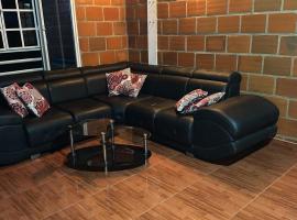 Sol Apartamento Santa Elena，位于Santa Elena的酒店