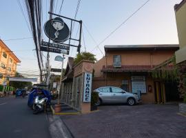Victoria Court Las Piñas，位于马尼拉的酒店