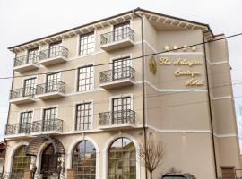 The Arlington Boutique Hotel，位于克拉约瓦的浪漫度假酒店