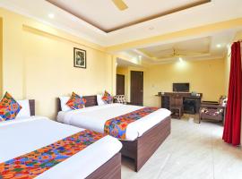 FabHotel Sai Swastik - Nr Deltin Royale Casino，位于尼禄的酒店