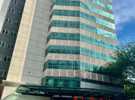 One Bukit Ceylon Bukit Bintang City Center By DXE，位于吉隆坡的酒店