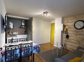 Appt entier rdc 1 chambre Allée d'Etigny，位于巴涅尔-德吕雄的自助式住宿