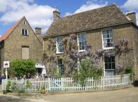 Peacocks Tearoom and Fine B&B