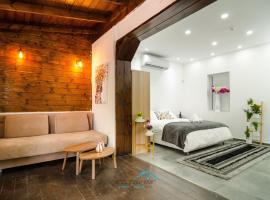 Hofesh Yehonatan Cabin - Tiberias Promenade，位于提比里亚的山林小屋