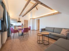 Pension BergMoment Ferienwohnungen oder Zimmer mit Frühstück，位于伦格里斯的酒店